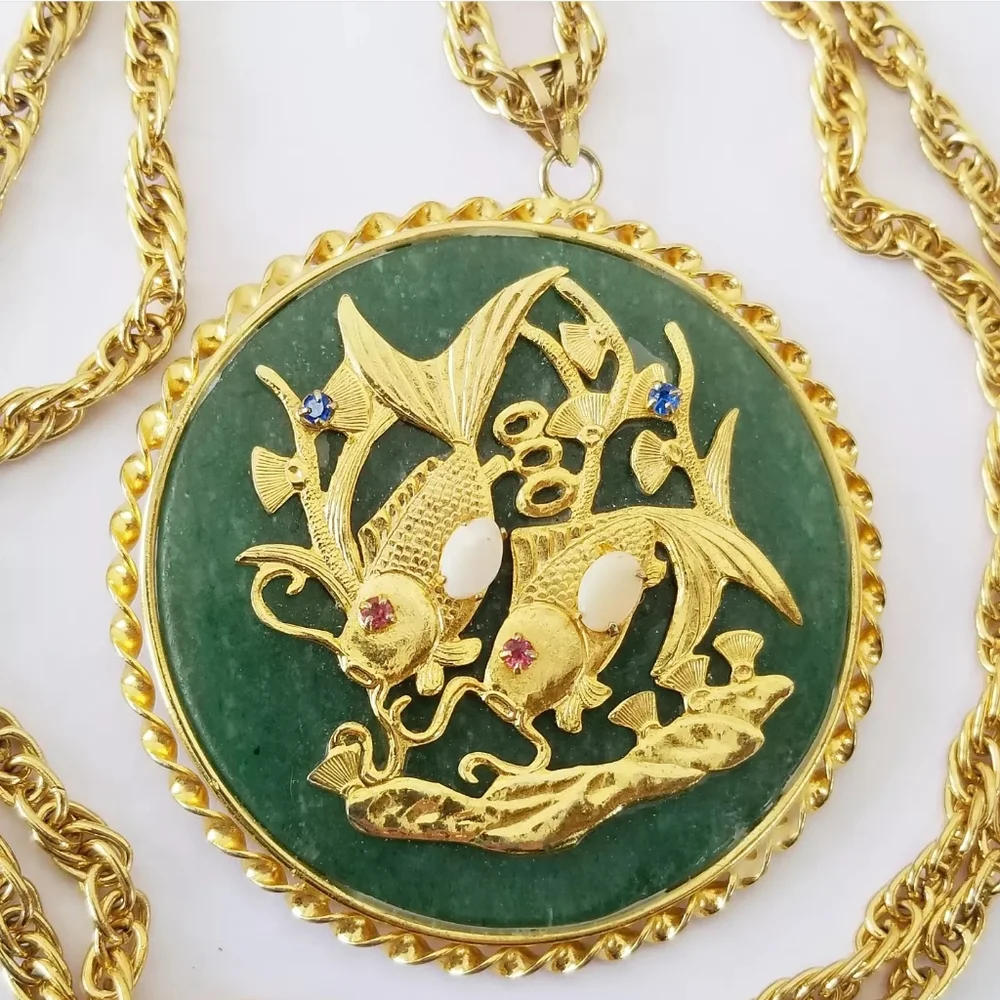 Relisted -vintage Chinese Jade blessing koi fish necklace gold tone goldfish - Picture 1 of 17